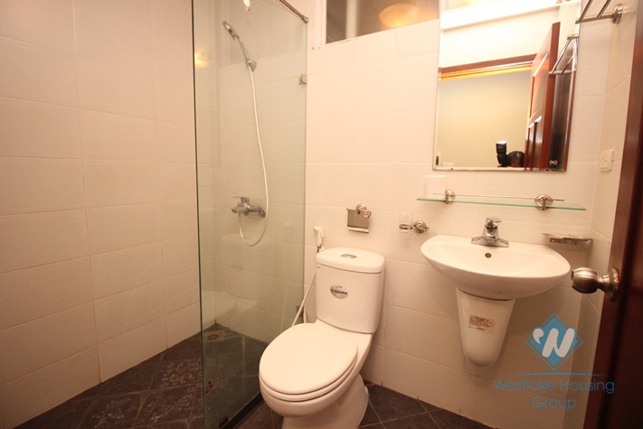 Beautiful apartment on the lake for lease in Tay Ho Hanoi